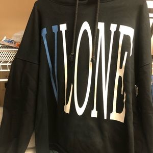 Men’s 100% authentic VLONE hoodie barely worn!